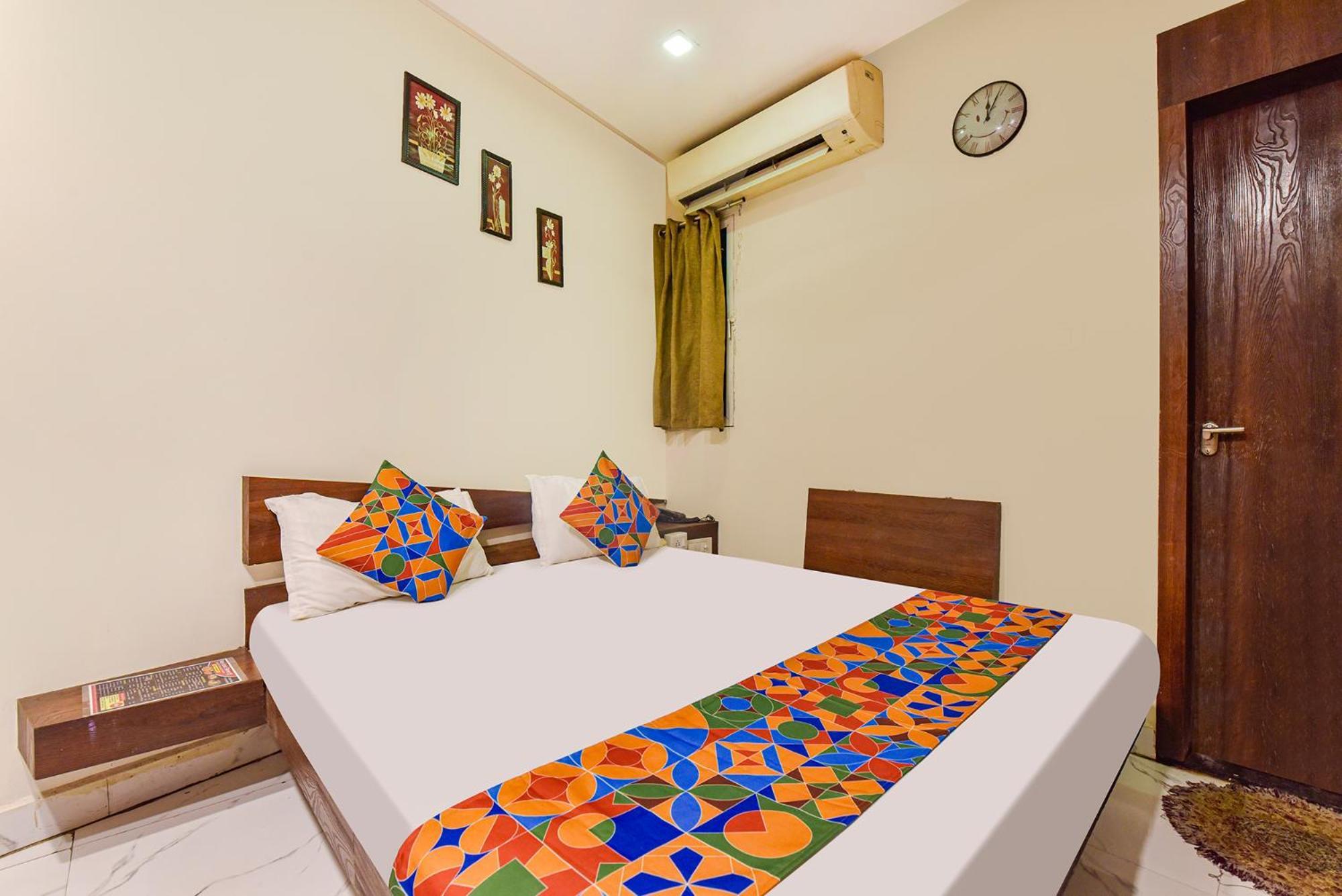 Fabexpress Ta Paradise Ujjain Esterno foto
